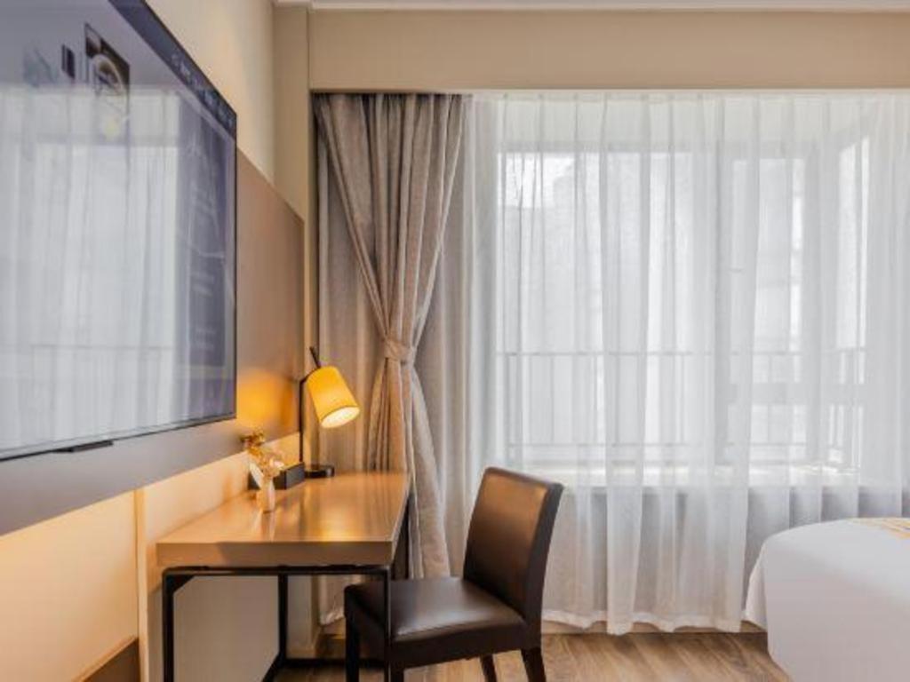 Home Inn Plus Shanghai New International Expo Center Yushan Road Yuanshen Sports Exterior foto